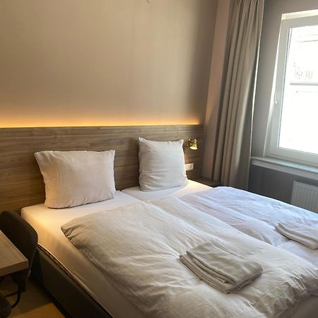 Hotel Petite Koenigsallee Self Check-In Düsseldorf Dış mekan fotoğraf