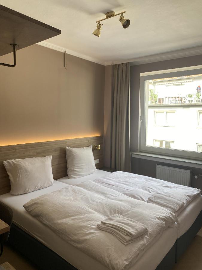 Hotel Petite Koenigsallee Self Check-In Düsseldorf Dış mekan fotoğraf