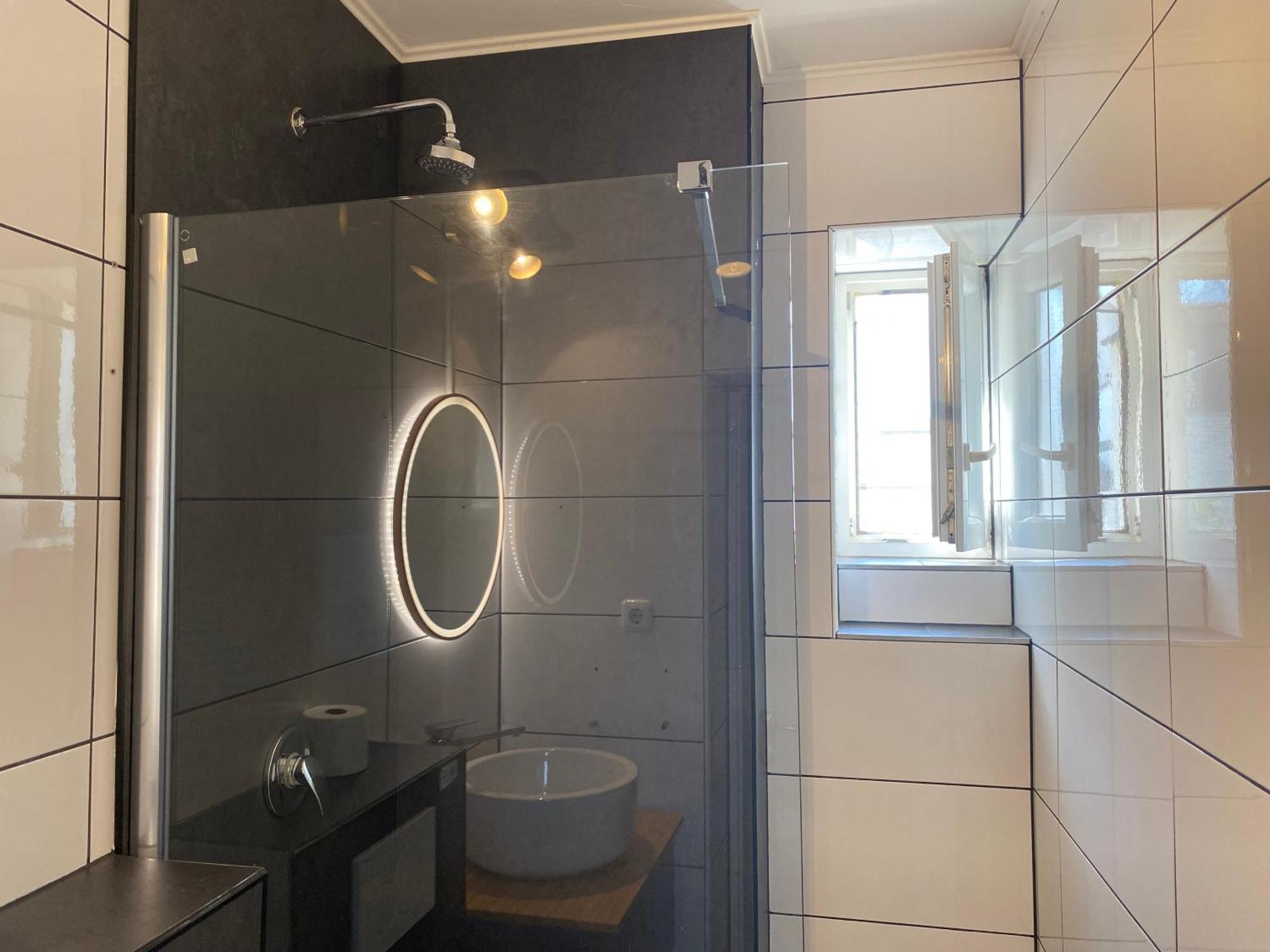 Hotel Petite Koenigsallee Self Check-In Düsseldorf Dış mekan fotoğraf