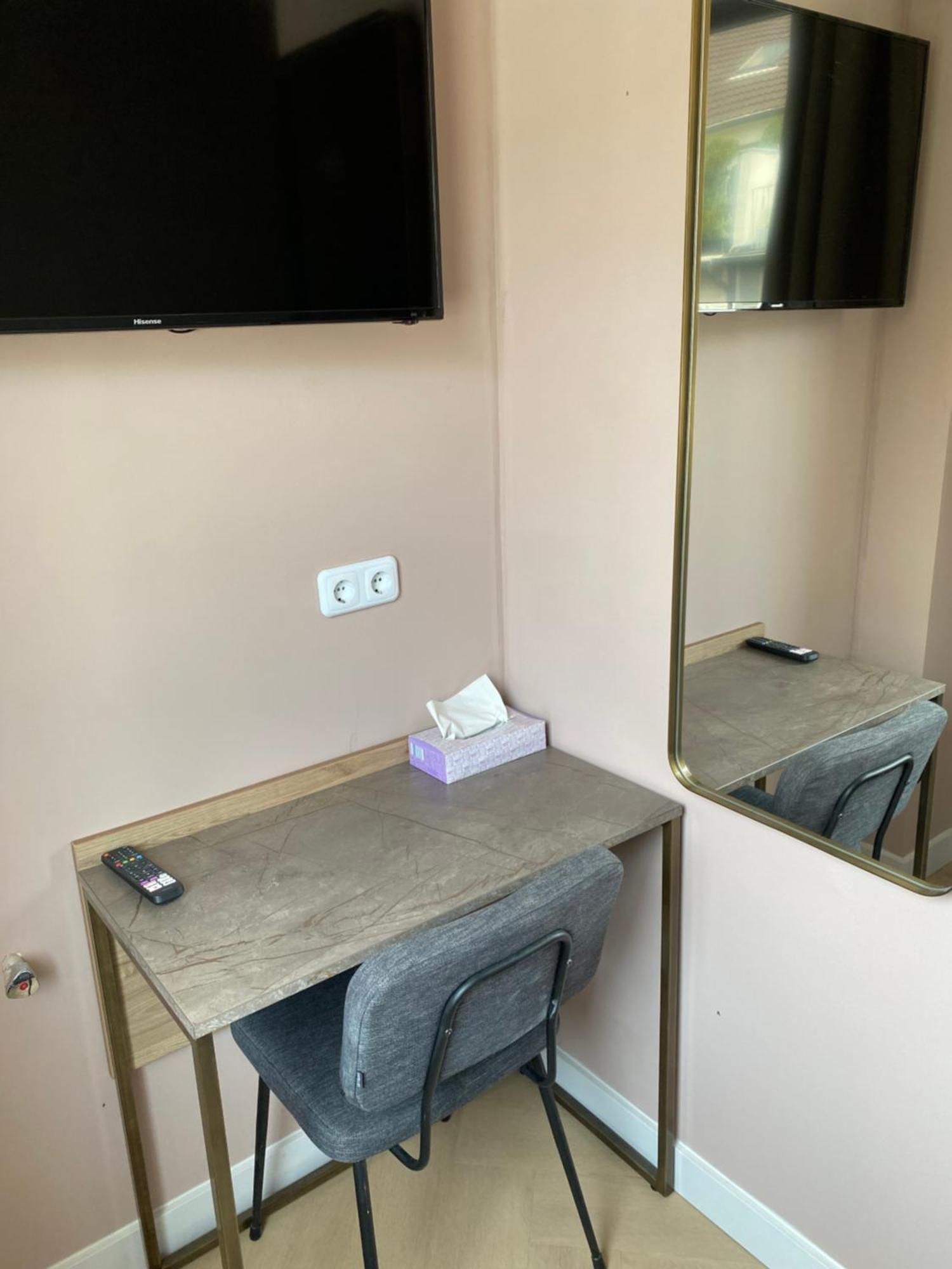 Hotel Petite Koenigsallee Self Check-In Düsseldorf Dış mekan fotoğraf